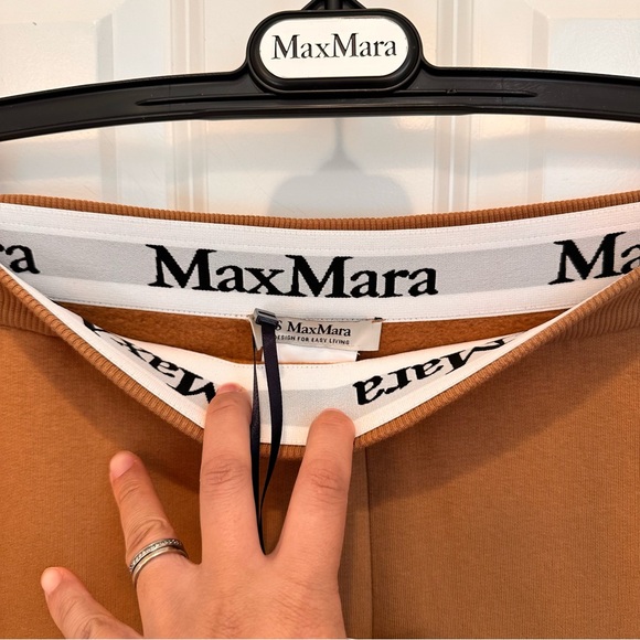 NWT ‘S Max Mara Logo Warm Joggers Color: Camel Fall/Winter Size: Large US8 - Picture 16 of 16
